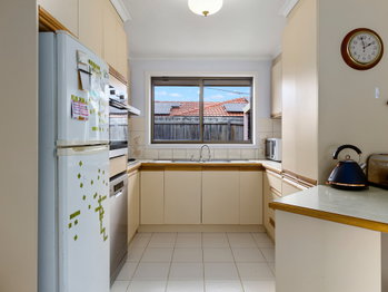 Image 6 for 25 Sunbird Cres, Hoppers Crossing  VIC  3029