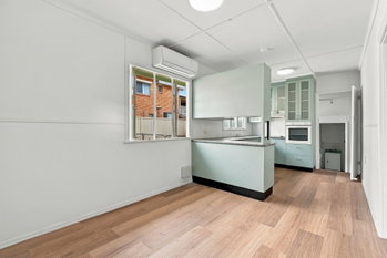Image 4 for 10 Bird St, Bundamba  QLD  4304