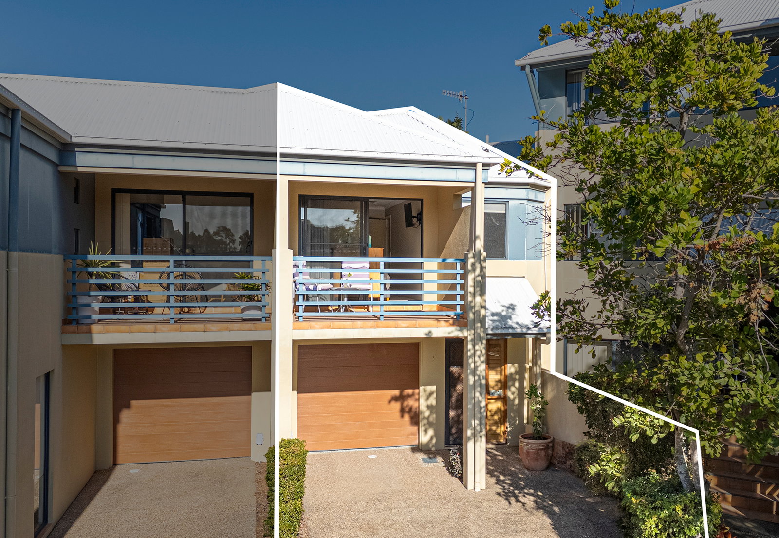 Main listing image for 3/4 Acton Dr, Varsity Lakes  QLD  4227