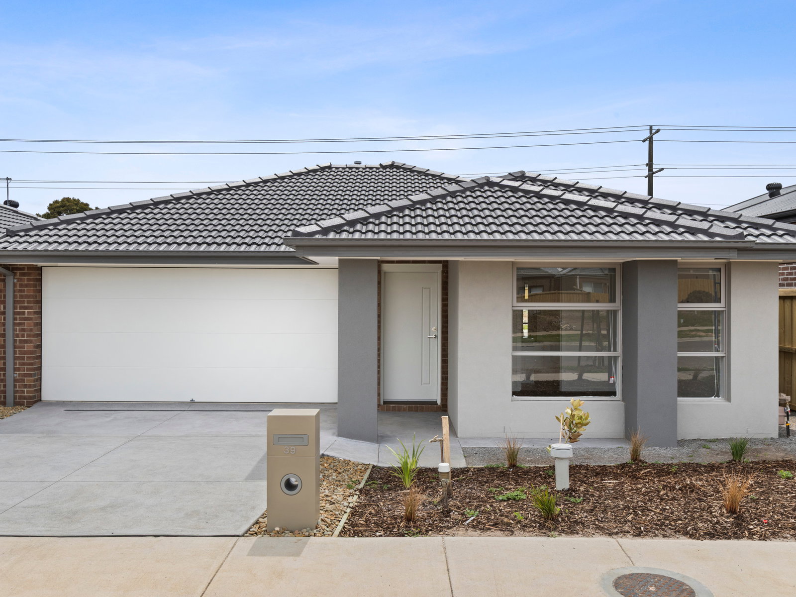 Main listing image for 39 Coffee Rock Dr, Leopold  VIC  3224