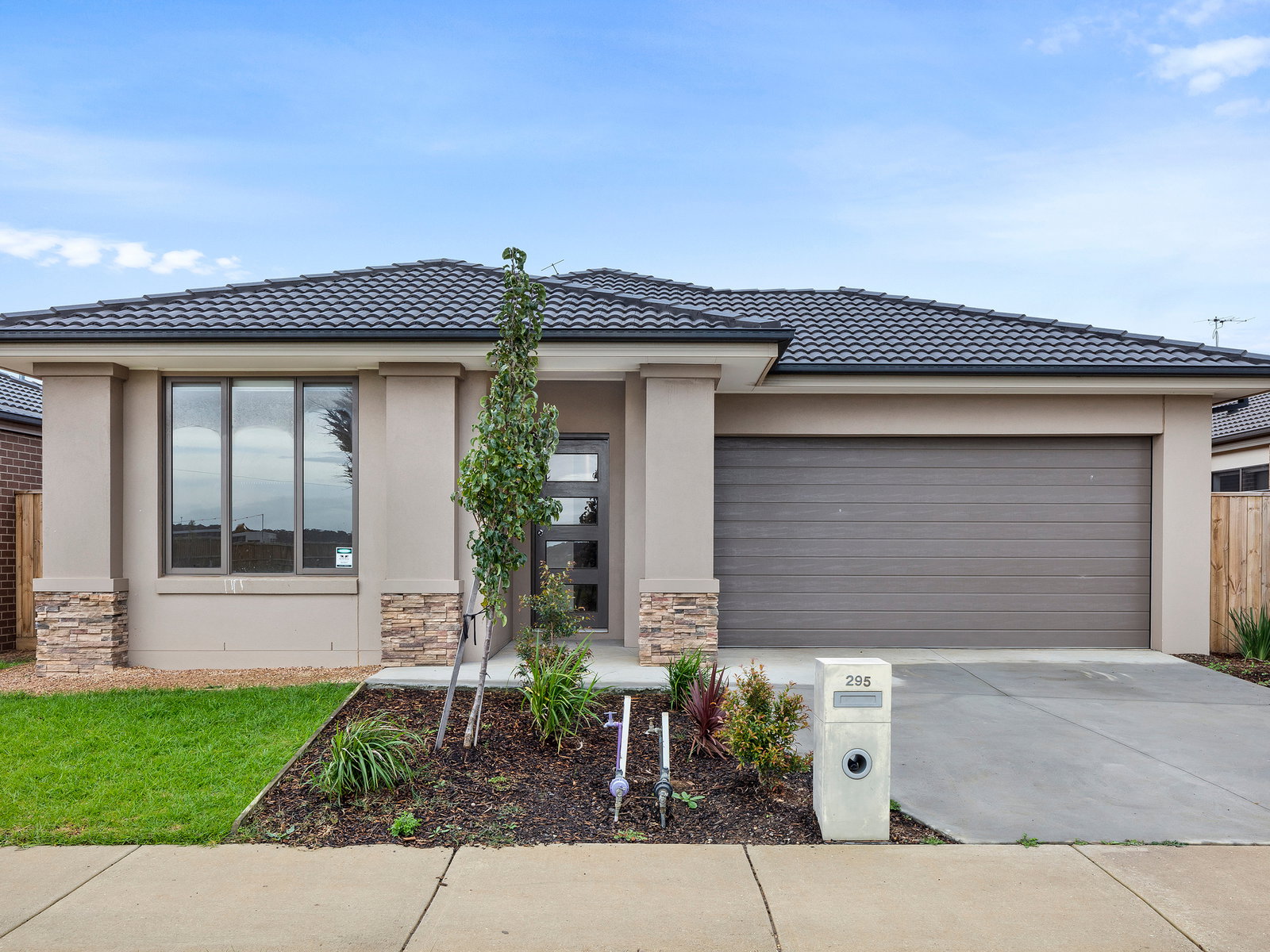 Main listing image for 295 Boundary Rd, Mount Duneed  VIC  3217