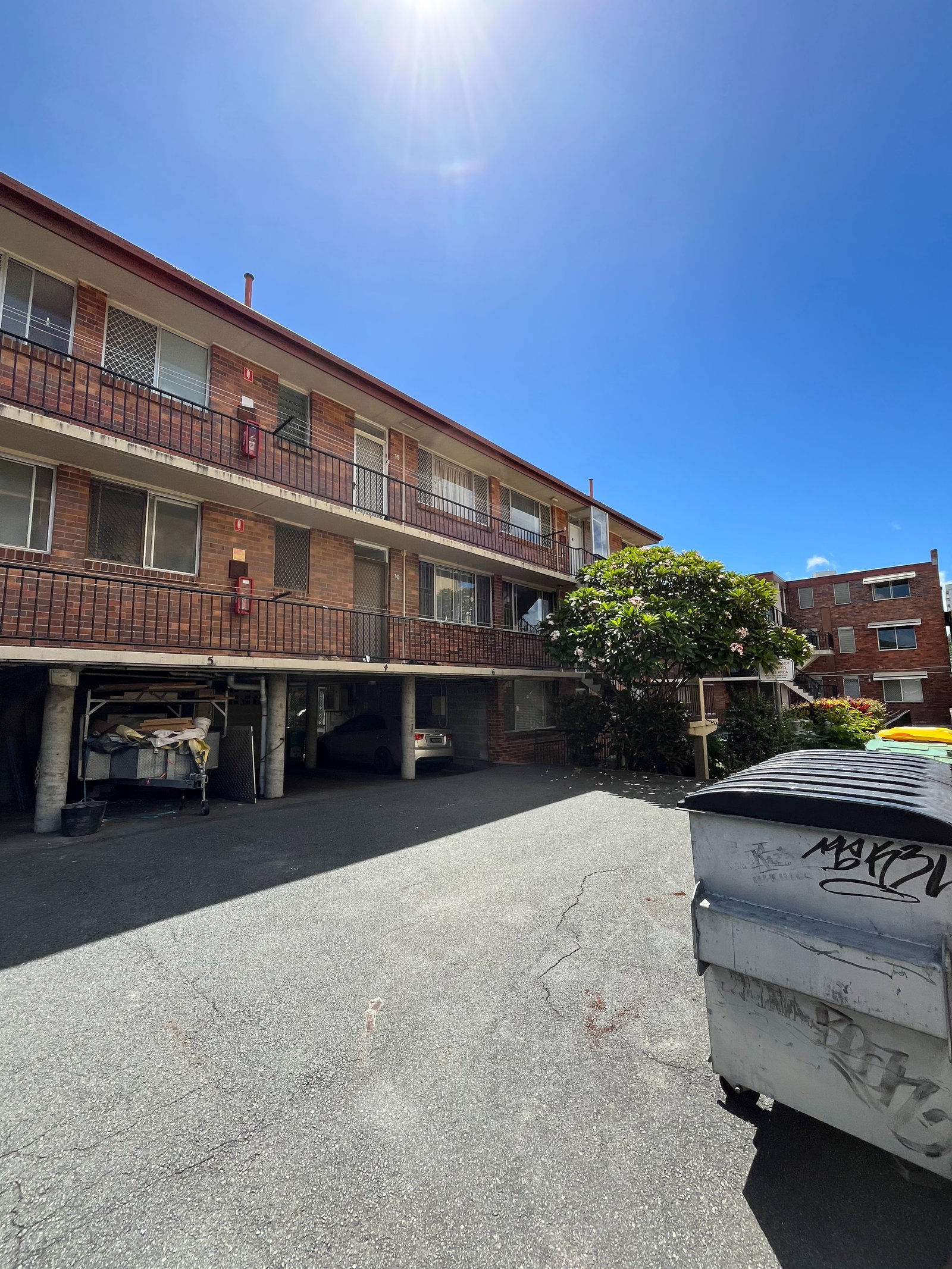 Main listing image for 9/31 Connor St, Burleigh Heads  QLD  4220