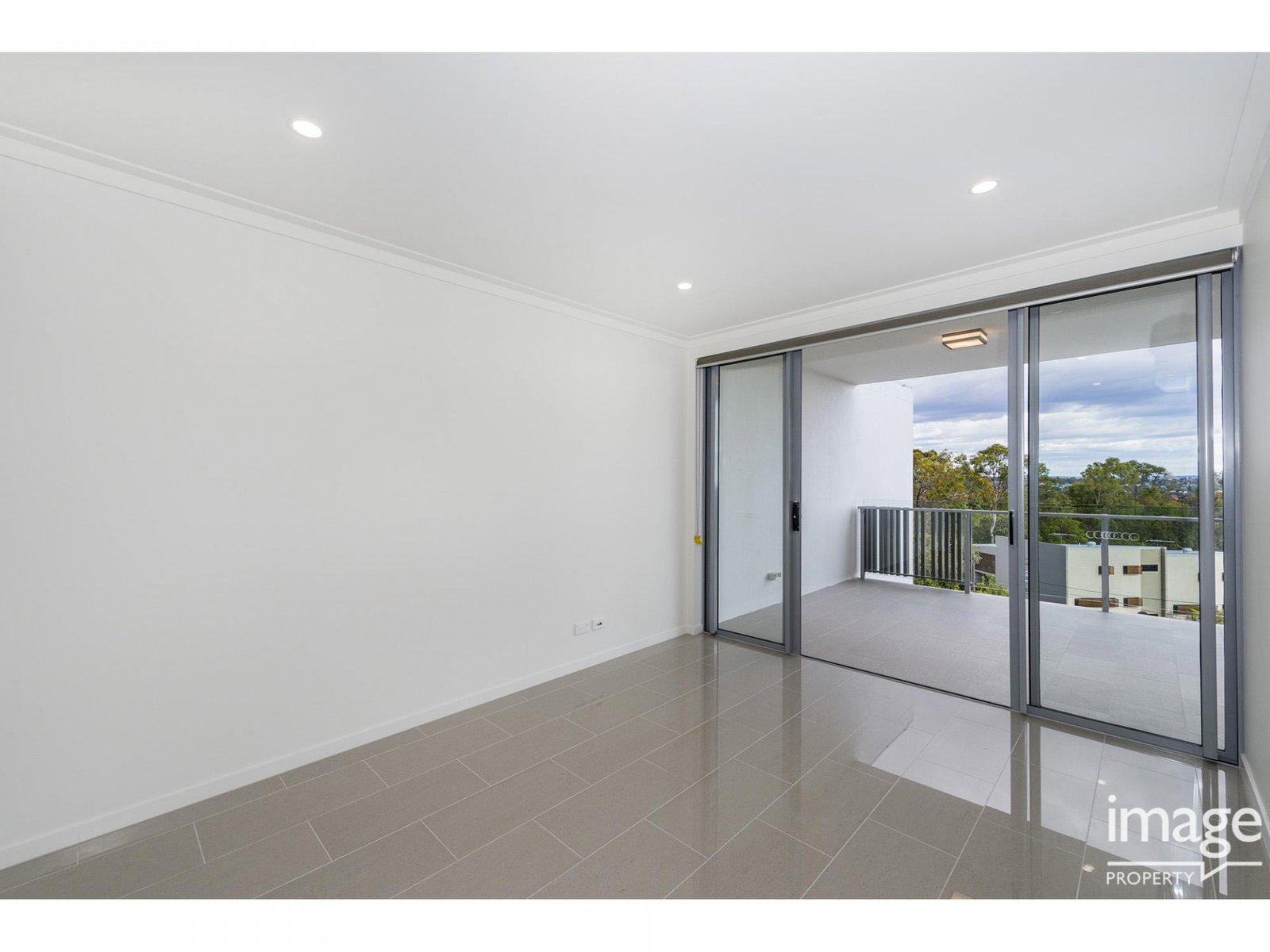 R205/8 Lochaber St, Dutton Park, qld, 4102, Dutton Park - Thumbnail 4